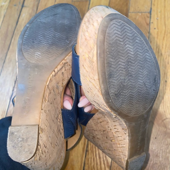 Tommy Hilfiger Navy Wedges - Picture 5 of 8